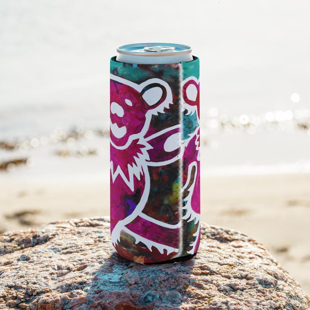 Grateful Dead Dancing Bear Can Cooler – Jerry Garcia Birthday Gift – Retro Music Fan Drink Sleeve – Deadhead Party Favor