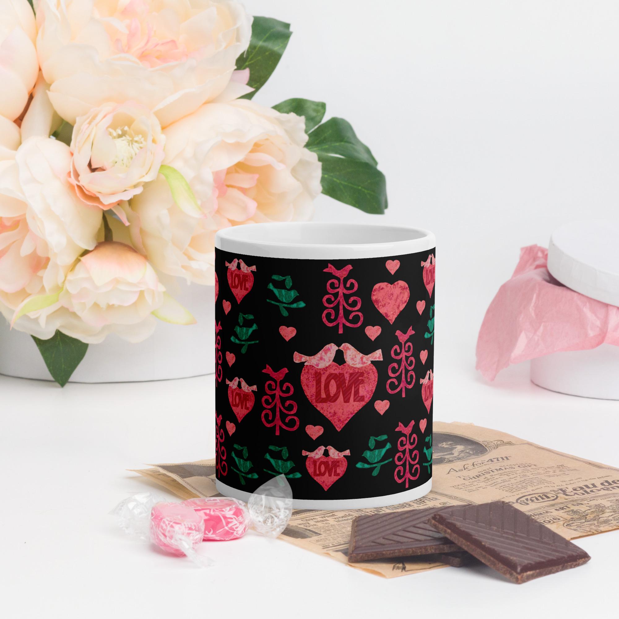 Pretty pinks and reds love, hearts and doves pattern White glossy mug